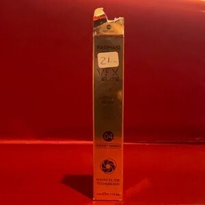 Farmasi VFX Elite liquid lipstick- Shade 04
